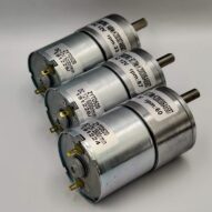 Motor con Reductor 12V 10Kg/cm 33-60-87 RPM