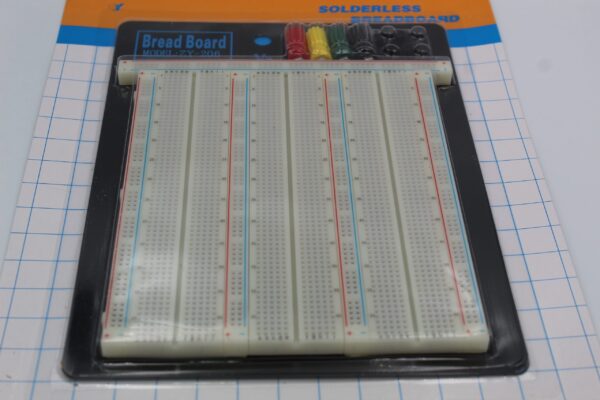Protoboard XL con Borneras 2390 Puntos
